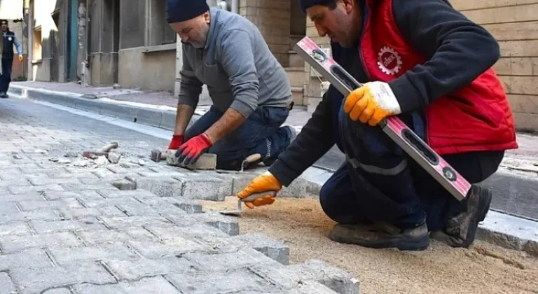 Gemlik Belediyesi'nden Kesintisiz Yol Yenileme Çalışmaları