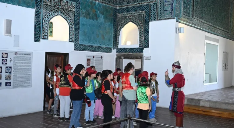 Genç KOMEK Öğrencileri, Konya'nın Tarihi Şahsiyetlerini Yakından Tanıyor
