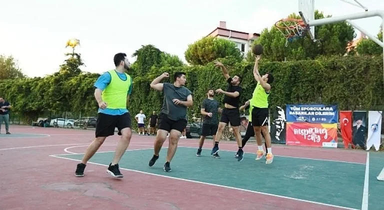 Genç sporcular Zafer Turnuvası'nda bu kez basketbol için yarıştı