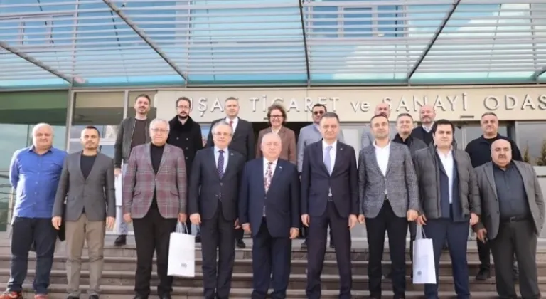 Geri Dönüşümde Uşak Lider Konumda!