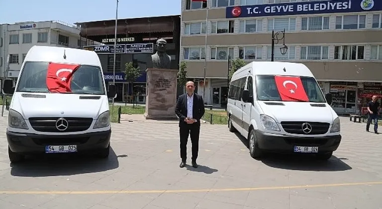 Geyve'de Lüks Makam Aracı Gitti Yerine Minibüsler Geldi