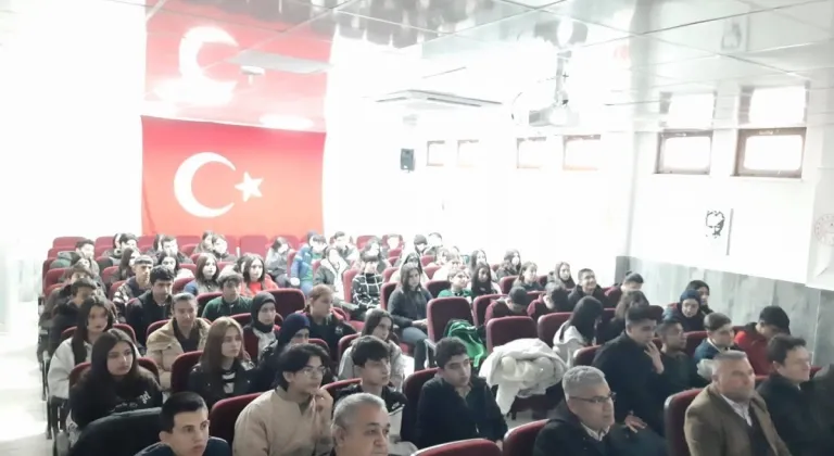Gölbaşı’nda ‘Yazar Okumaları Etkinliği’ düzenlendi