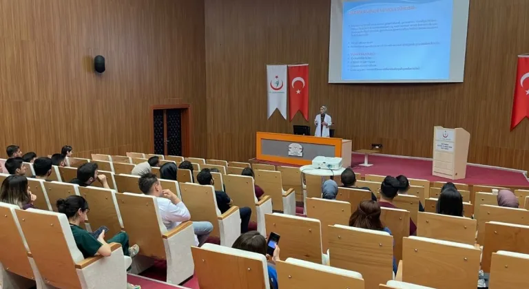 Göreve başlayan sağlık personellerine ‘Genel Uyum Eğitimi’ verildi  - Videolu Haber