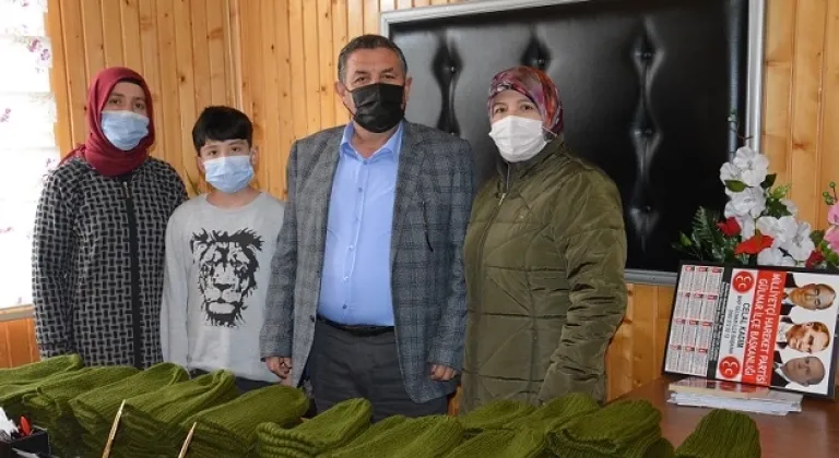 Gülnar’lı kadınlar operasyondaki askerlere bere işledi