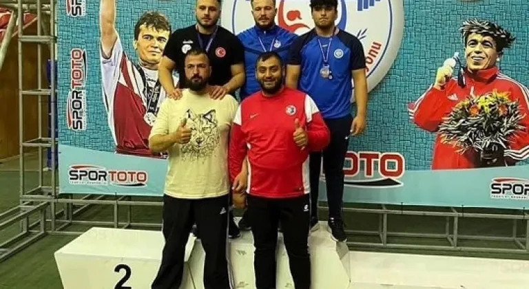 Hem Gençler Hem U23 Türkiye Şampiyonu