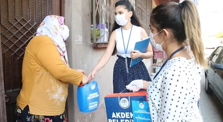 İhtiyaç Sahibi Ailelere “Hijyen Paketi” Ulaştırılıyor