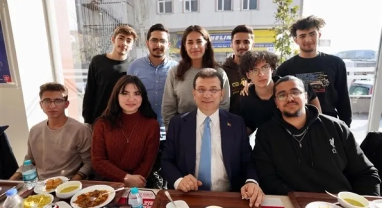 İmamoğlu, öğle yemeğini Ümraniye Kent Lokantası’nda yedi