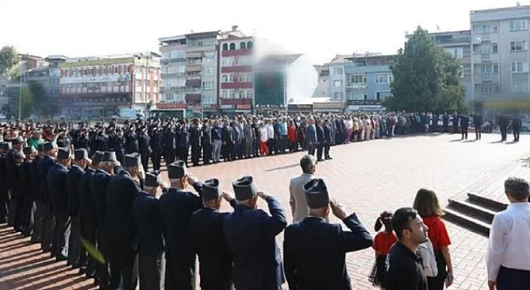 İnegöl’de Zafer Bayramı Coşkusu
