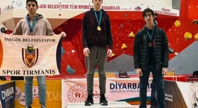 İnegöllü sporcular Diyarbakır'dan dereceyle döndü