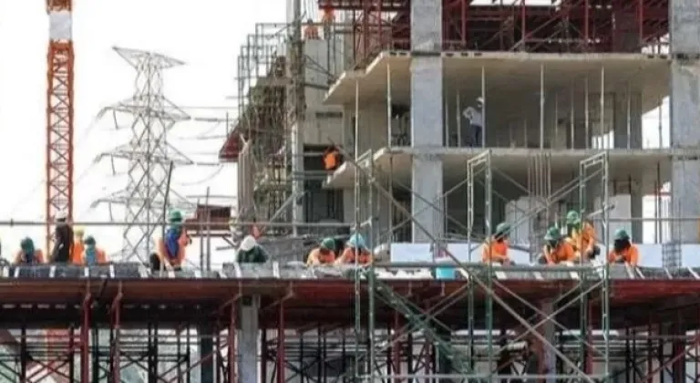 İnşaat Sektörü Büyürken, Karşılaşılan Zorluklar Derinleşiyor