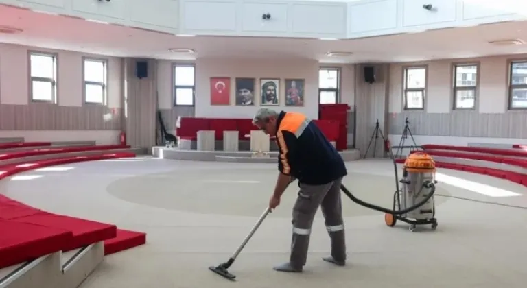 İstanbul Bakırköy'de İbadethaneler İçin Temizlik Seferberliği Başlatıldı