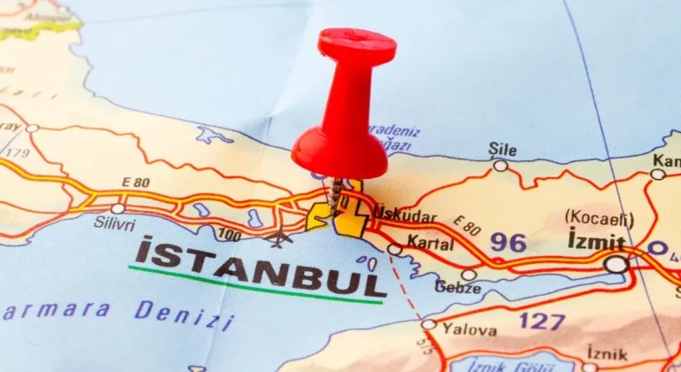 İstanbul’da art arda depremler: Yüksekten atlayan 151 kişi yaralandı