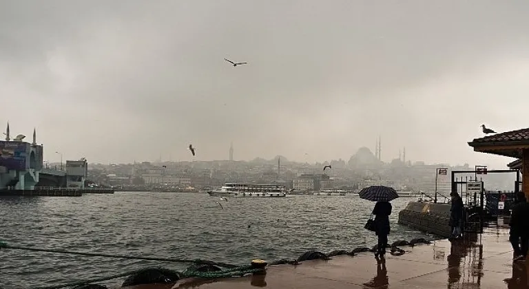 İstanbul'da pazar gününden itibaren sıcaklık 8 derece birden düşecek
