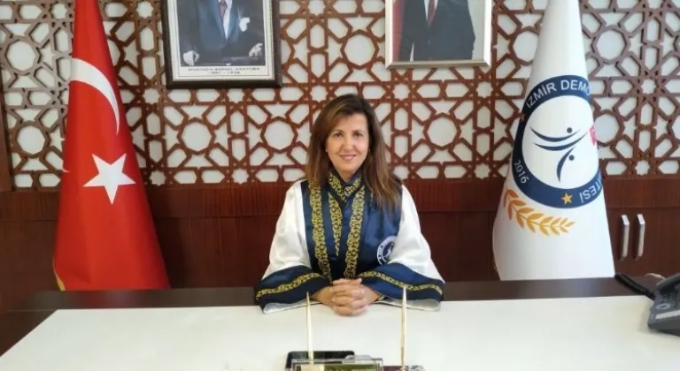 İzmir Demokrasi Üniversitesi'nden büyük başarı