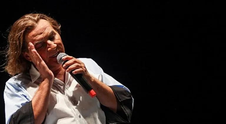 İzmir Fuarı’nda müzik ve sanat dolu akşam