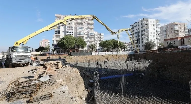 İzmir Narlıdere'de temel atma heyecanı