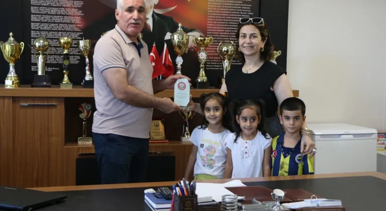 İzmir Soroptimist Kulübü’nden, Ayyıldız İlkokuluna su sebili ve arıtma cihazı desteği  - Videolu Haber