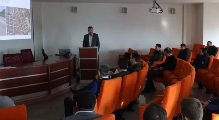 İzmit Belediyesi'nde 2025 Yılı Altyapı ve Üstyapı Planlaması Görüşüldü