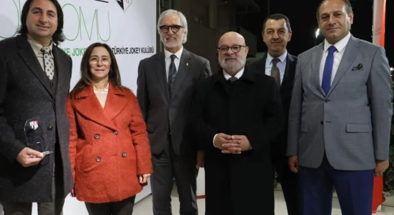 İzmit Koşusu'nda Zafer Kupası Sahibini Buldu