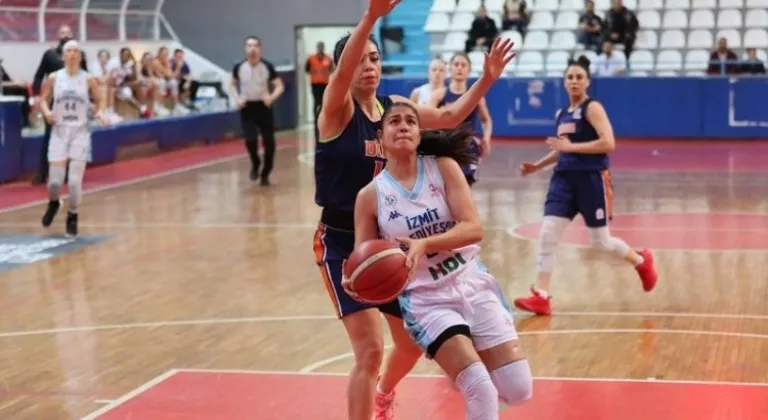 İzmit’in Perileri, DİBA’yı rahat geçti: 97-68
