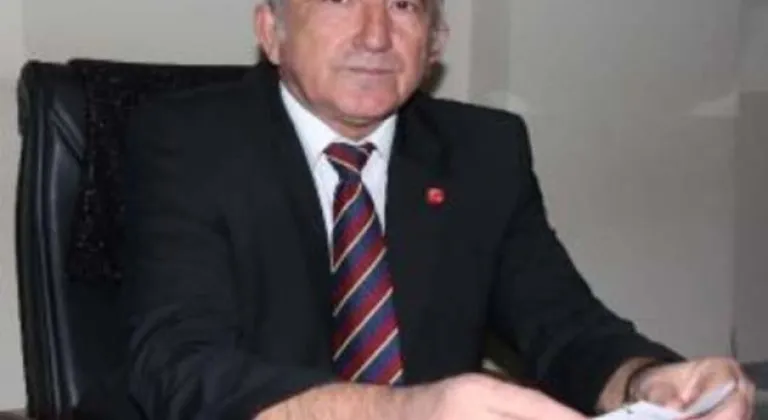 Kaçak sarma tütün bakkalın belini büküyor