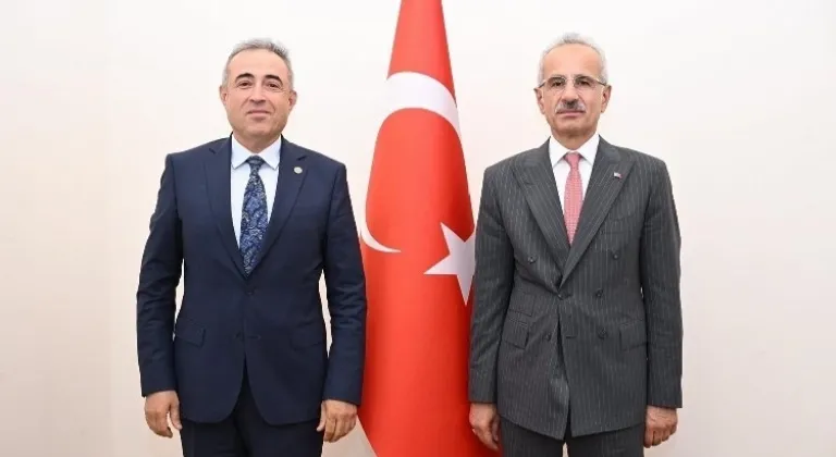 Kahramanmaraş Milletvekili Karatutlu, Bakan Uraloğlu'nu Ziyaret Etti