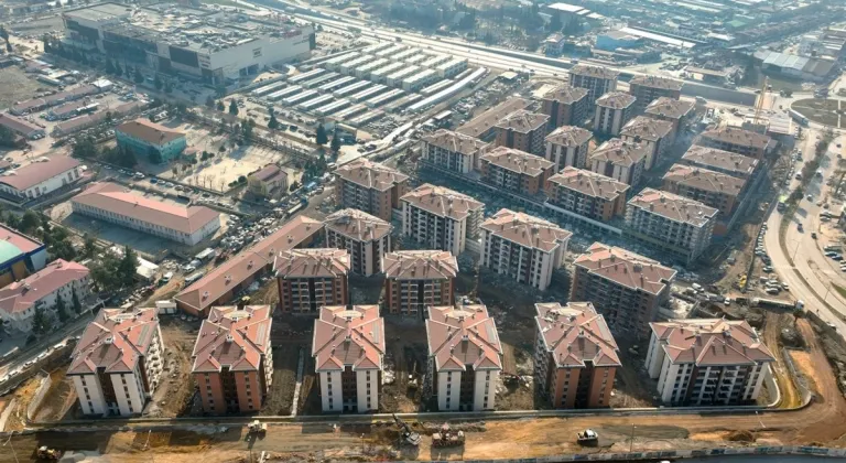 Kahramanmaraş’ın Merkezinde Yeni Yaşam Alanları Hızla İnşa Ediliyor