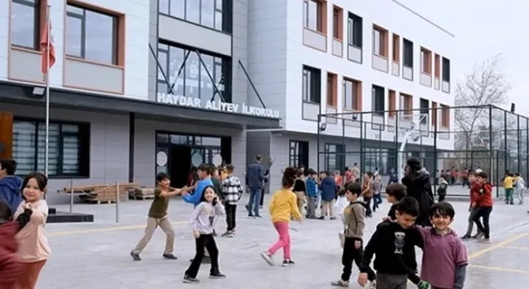 Kahramanmaraş’ta Afetlere Dayanıklı Haydar Aliyev İlkokulu Açıldı