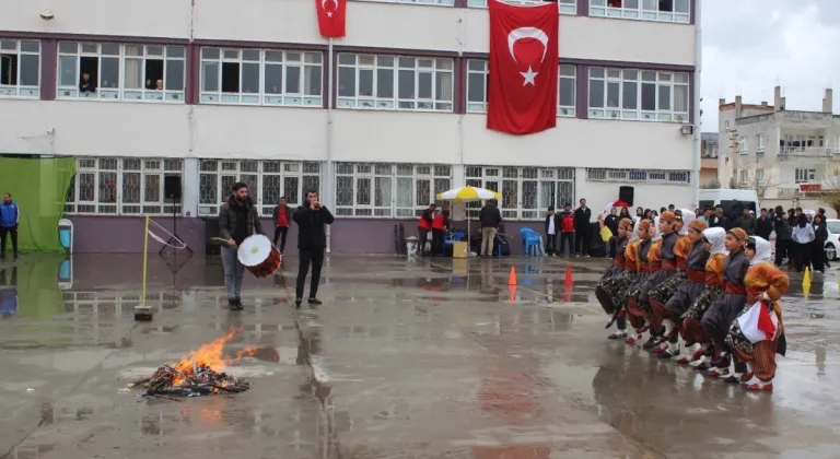 Kahta GAP Anadolu Lisesi’nde coşkulu Nevruz kutlaması