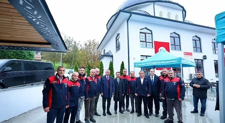 Karamürsel Çamçukur Camii'ne Büyükşehir eli