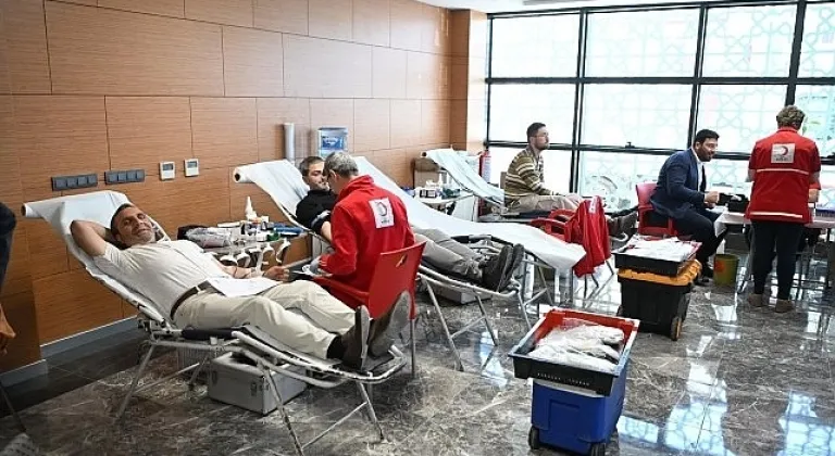 Kartepe Belediyesi'nde 8.Kan Bağışı