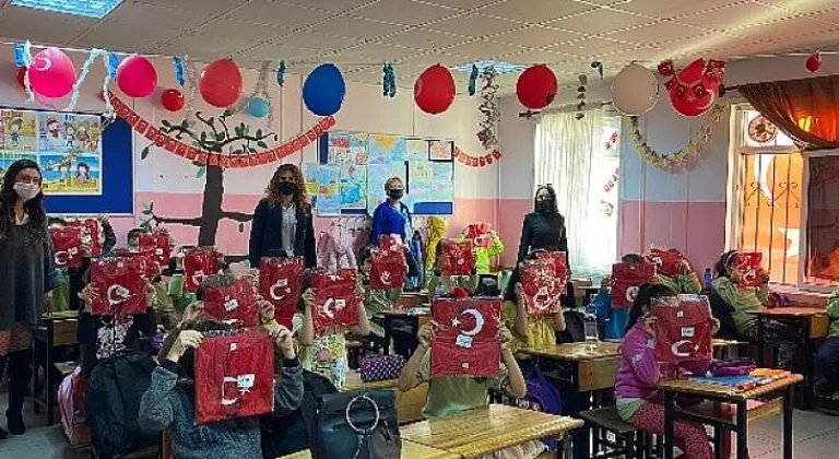 KARYAD Cumhuriyet Bayramı'nda öğrencileri sevindirdi