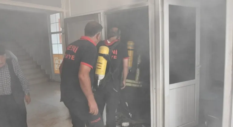 Kaymakamlık binasında korkutan yangın
