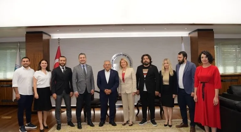 Kayseri eczacılardan Büyükşehir'e ziyaret