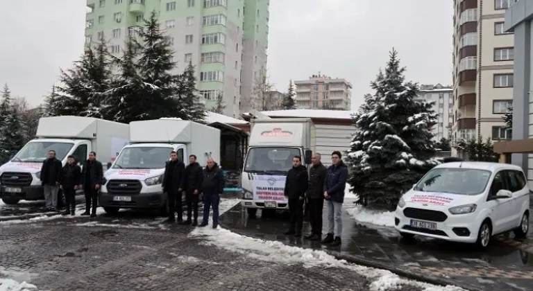 Kayseri Talas'tan yardım konvoyu
