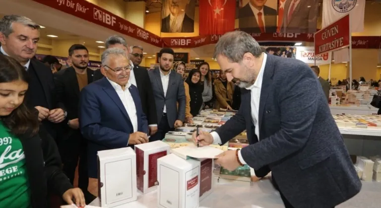 Kayseri'de 7. Kitap Fuarı Coşkusu: Rekor Kırıldı