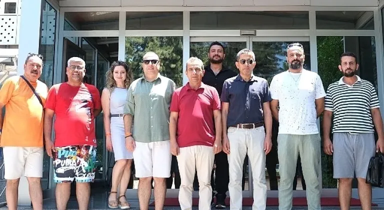 Kemer'de halk oyunları yarışması