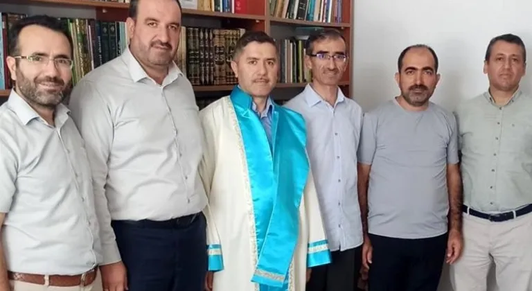 Kıraat İlmi Enstitüsü, ilk mezunlarını onurlandırdı