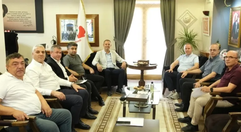 Kırklareli TSO Yönetim Kurulu, Belediye Başkanı Bulut’u Ziyaret Etti