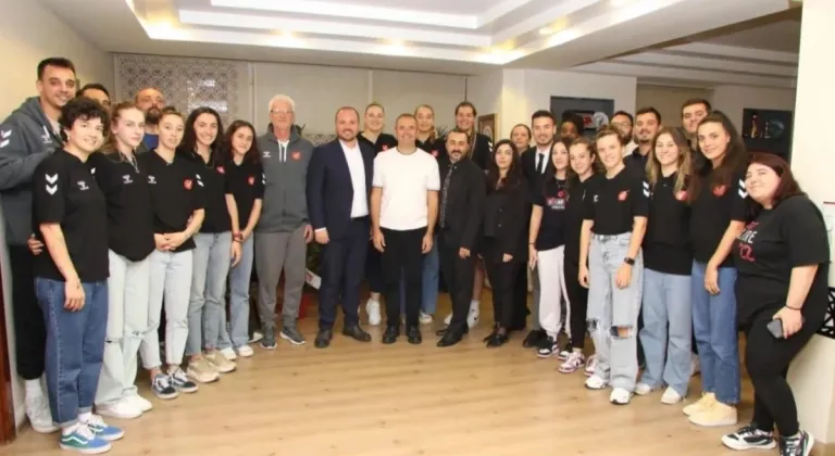 Kırklarelili Sporculardan Derya Bulut’a Ziyaret