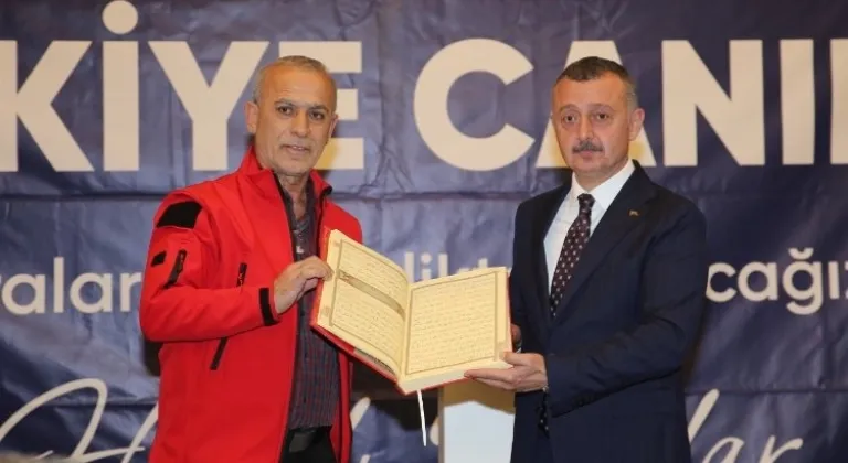 Kocaeli afet bölgesinden elini çekmiyor
