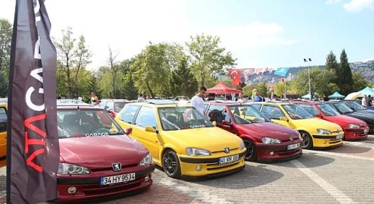 Kocaeli Büyükşehir, modifiyeli araç tutkunlarını buluşturdu