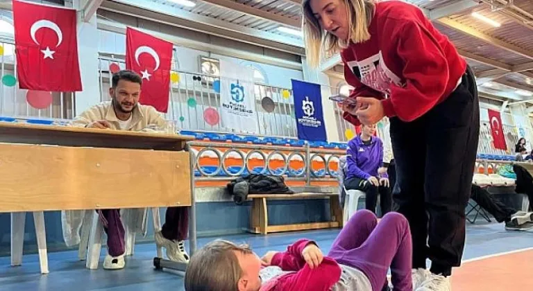 Kocaeli Büyükşehir Spor Okulları öğrencileri testten geçti