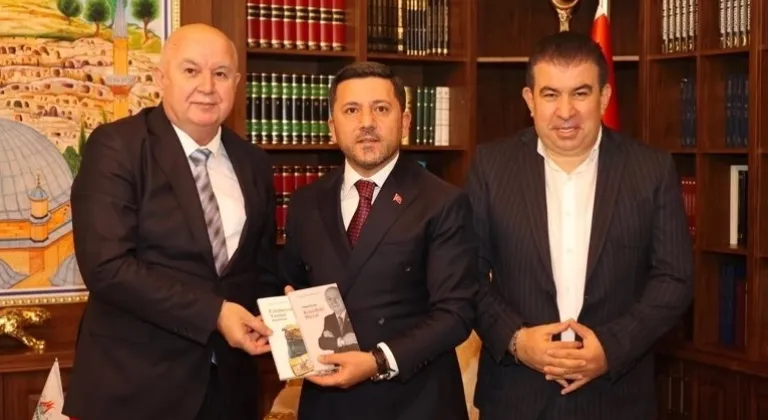 Kocaeli’den Nevşehir Belediye Başkanı Rasim Arı’ya Tebrik Ziyareti