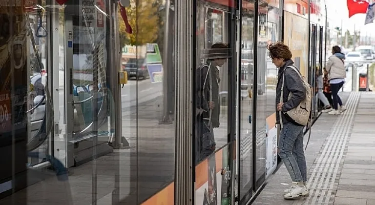 Konak Tramvayı'nda arıza nedeniyle geçici düzenleme