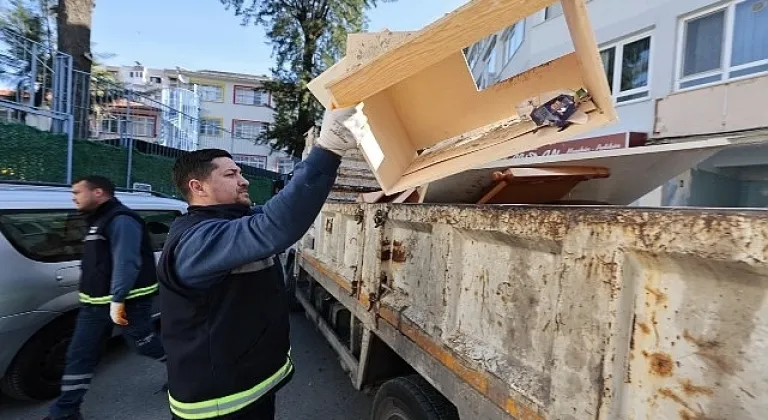 Konak'ta mobilya atıkları ücretsiz toplanıyor