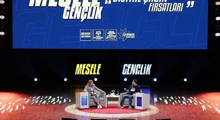 Konya Büyükşehir Gençlik Meclisi, Girişimci ve Influencer Hakkı Alkan'ı Üniversiteli Gençlerle Buluşturdu