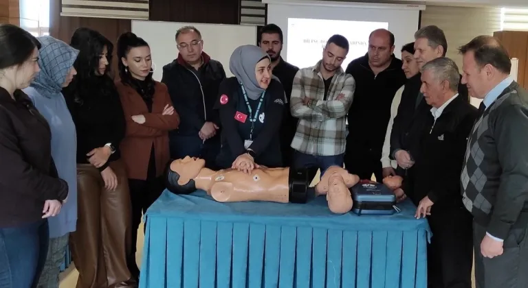 Konya'da Basın Mensuplarına Sertifikalı İlk Yardım Eğitimi