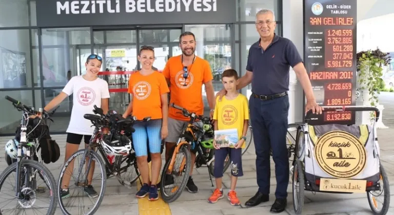 ‘Küçük 1 Aile’ bisiklet kenti Mezitli’de mola verdi