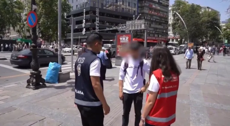 Kurban Bayramı tatilinde 1456 düzensiz göçmen yakalandı  - Videolu Haber